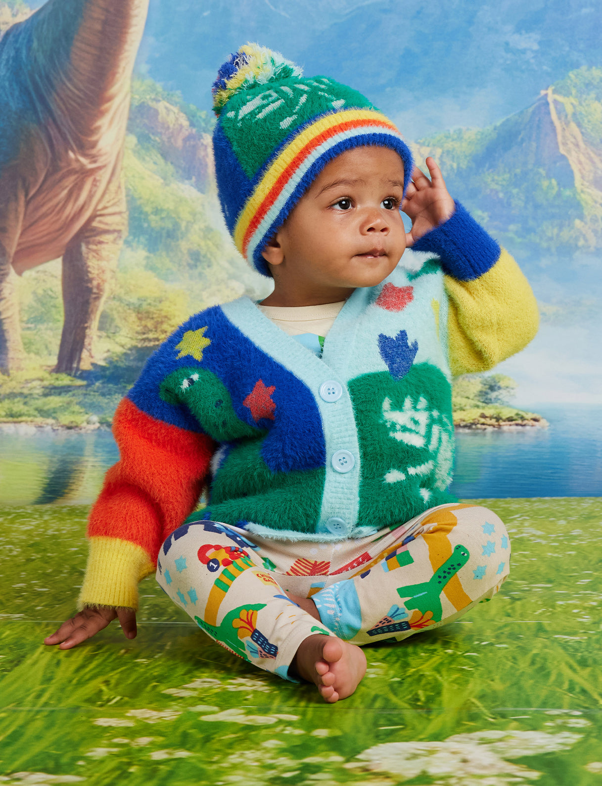 trail-of-treasures-knit-cardigan-beanie-01_1.jpg